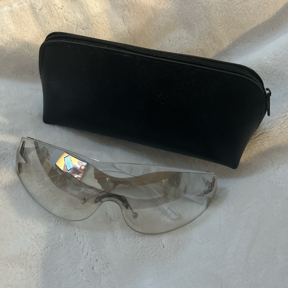 Womens Y2K Silver Grey Translucent Shiny Star Sunglasses Glasses